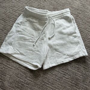 Aritzia TNA Sweatshorts